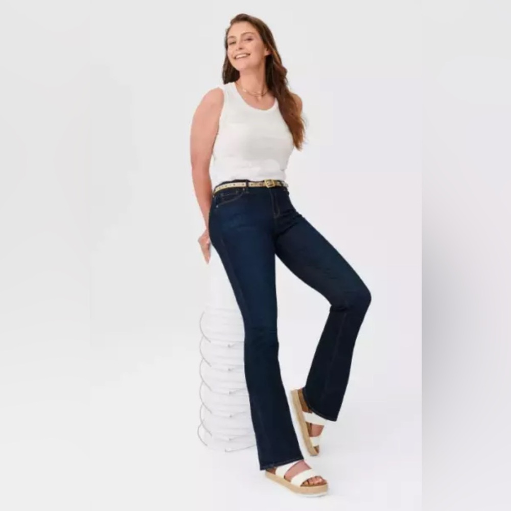 DENIZEN® from Levi's® Women's Mid-Rise Bootcut Jeans Dark Hall of Fame Blue